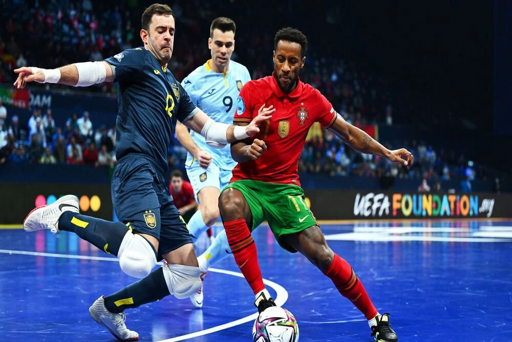 审查通过！世体：欧足联批准诺坎普举办本赛季欧冠赛事